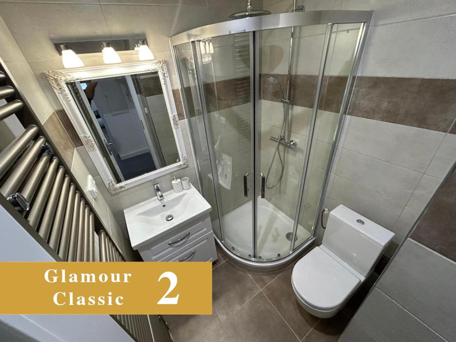 Efipa Glamour Apartments Plzen Bagian luar foto