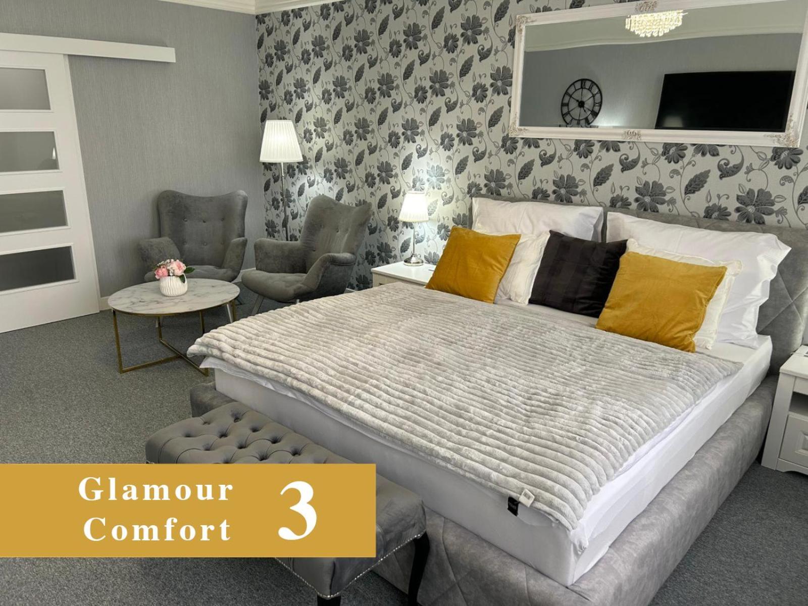 Efipa Glamour Apartments Plzen Bagian luar foto
