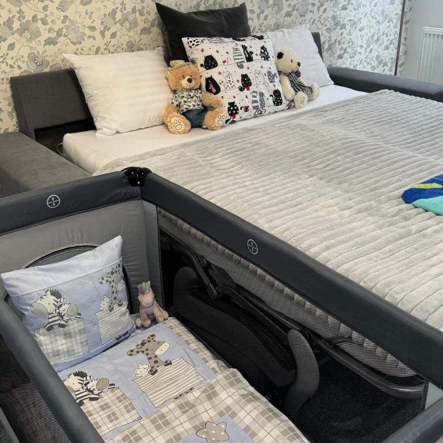 Efipa Glamour Apartments Plzen Bagian luar foto