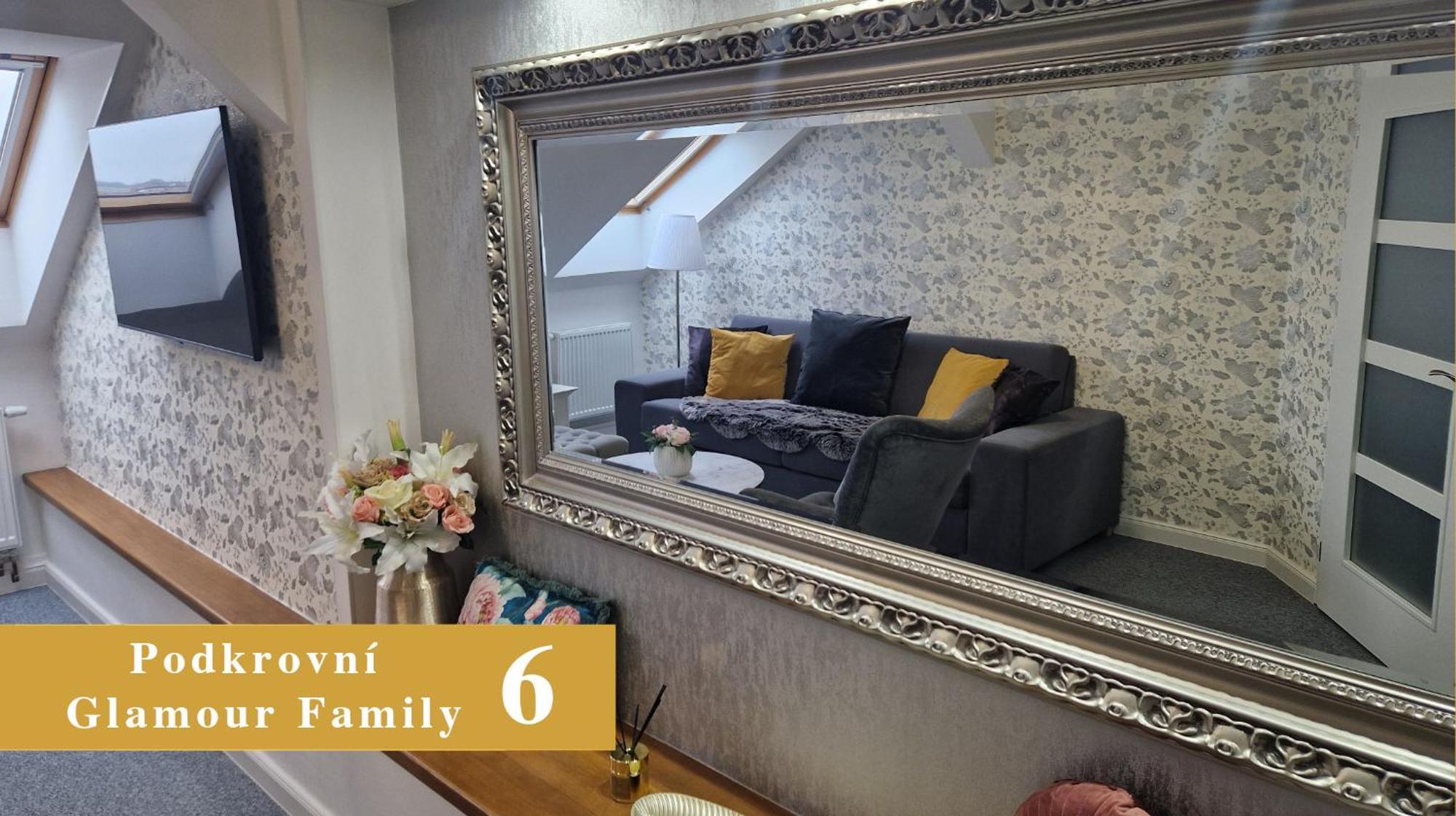Efipa Glamour Apartments Plzen Bagian luar foto